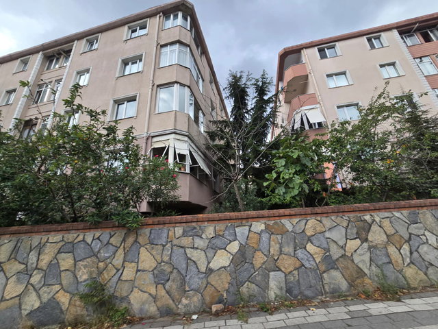 ZERRİN'DEN BULGURLU METRO DURAĞINA YAKIN SİTE İÇİ SATILIK 2+1 DAİRE