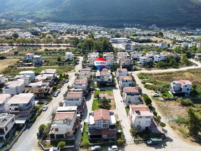 GÜZELÇAMLI KARDELEN SİTESİ'NDE SATILIK 4+1 VİLLA