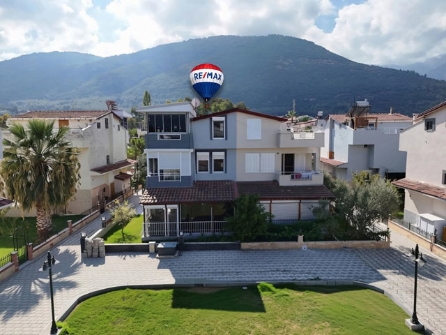 GÜZELÇAMLI KARDELEN SİTESİ'NDE SATILIK 4+1 VİLLA