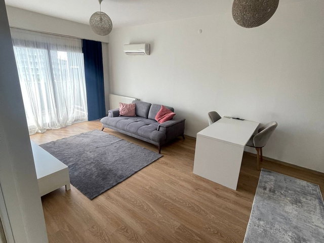 REMAX ARMA’DAN HAVUZLU SİTEDE KİRALIK 1+1 EŞYALI DAİRE