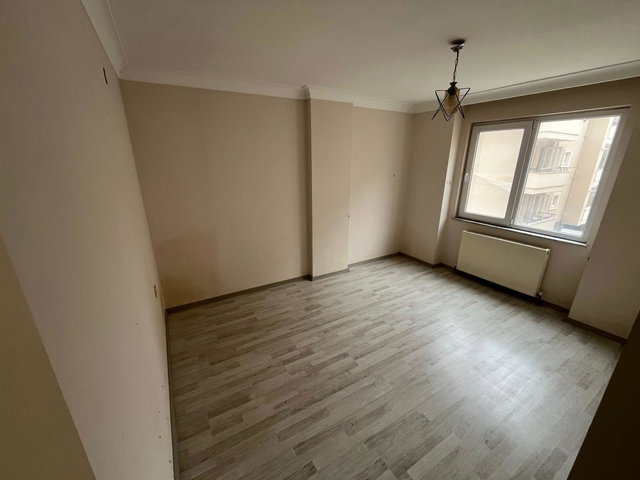 REMAX MID 'DEN - 1. SAKARYA MAH’DE - SATILIK - 2+1