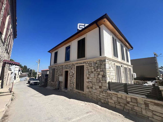 URLA MERKEZDE SIFIR 1+1 KİRALIK DAİRE