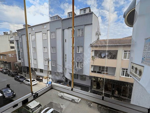 REMAX ÖNCÜ ALTINŞEHIR MH. METROYA YÜRÜME KIRALIK 2+1 DAIRE