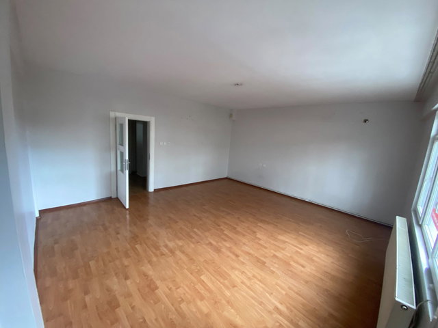PENDIK FATIH MAHALLESI 3+1 KIRALIK DAIRE