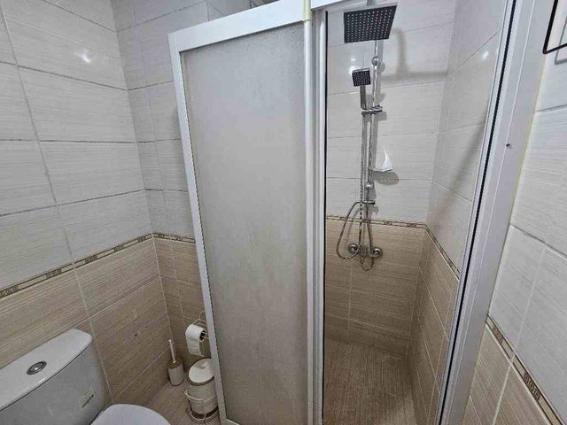 RE/MAX MOD'DAN 1+1 ARAKAT,AYRI MUTFAKLI KİRALIK DAİRE.
