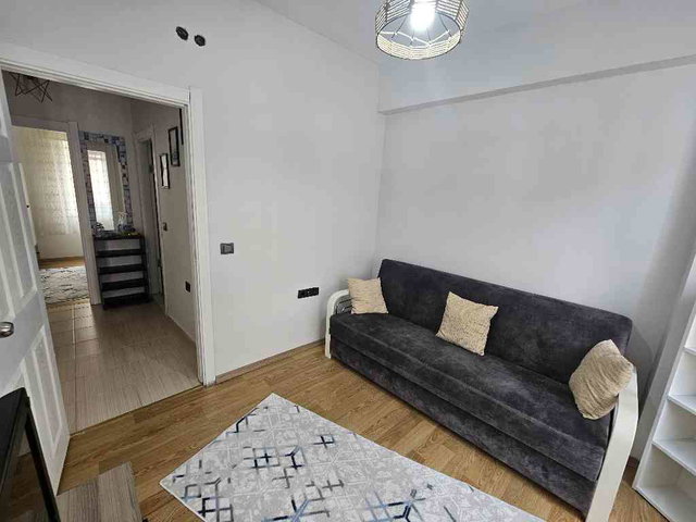 RE/MAX MOD'DAN 1+1 ARAKAT,AYRI MUTFAKLI KİRALIK DAİRE.