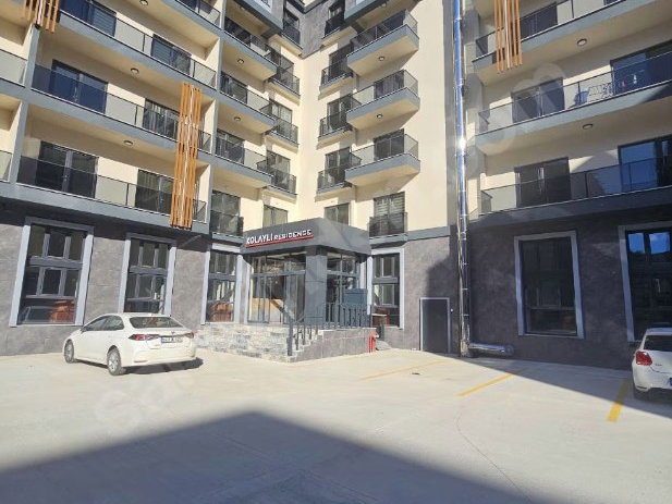 KOLAYLI REZİDANS 1+1 FULL EŞYALI ARAKAT