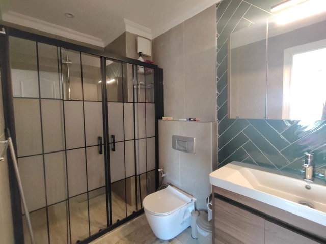 ADAKALE BÖLGESİNDE MİMARİ TASARIMLI, EŞYALI KİRALIK 4+1 DAİRE