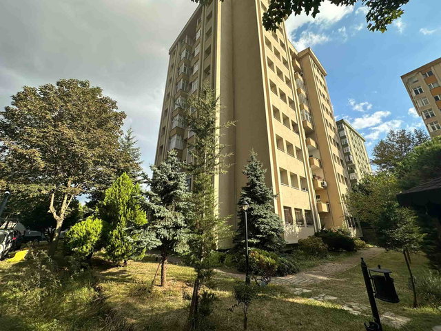 ATAŞEHİR KÜÇÜKBAKKALKÖY YAKAMOZ SİTESİ’NDE SATILIK 2+1 DAIRE