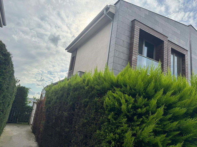 BAHÇEŞEHİR'DE ÖN SIRADA B TİPİ 4+1 SATILIK VİLLA
