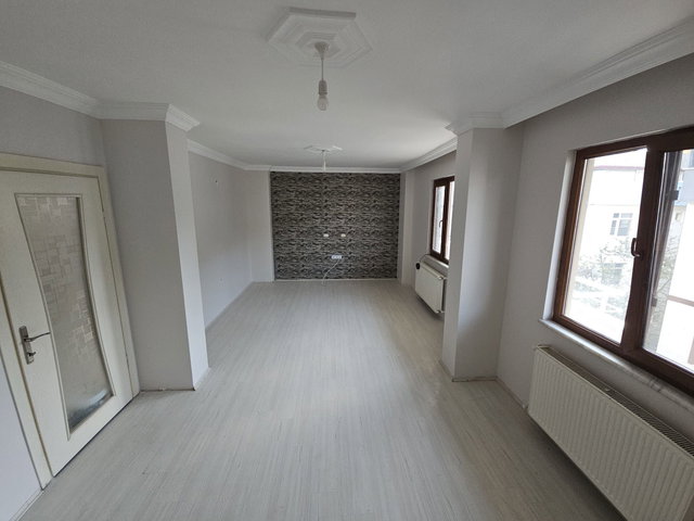 RE/MAX DREAM'DEN FATİH SULTAN MAHALLESİNDE SATILIK 3+1 DUBLEX