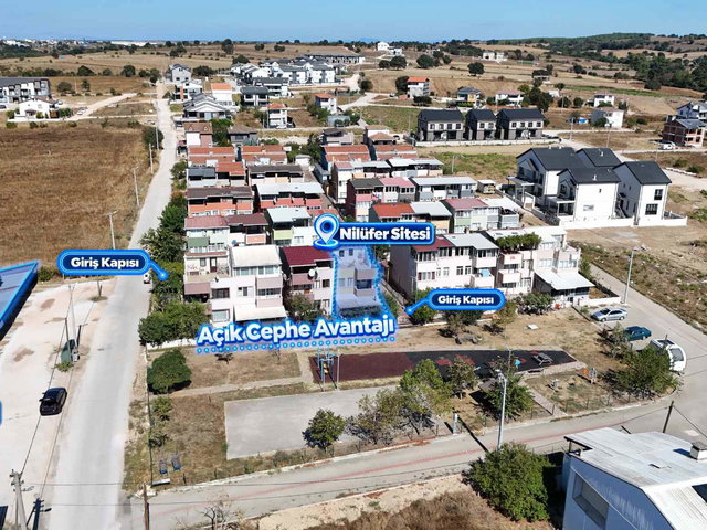 BİGA NİLÜFER SİTESİ’NDE ÖN SIRA KONUMLU, BAHÇELİ VE TERASLI SATILIK 4+1 VİLLA
