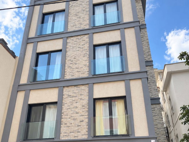 ATAŞEHİR İÇERENKÖY’DE SIFIR, EŞYALI 1+0 DAİRE