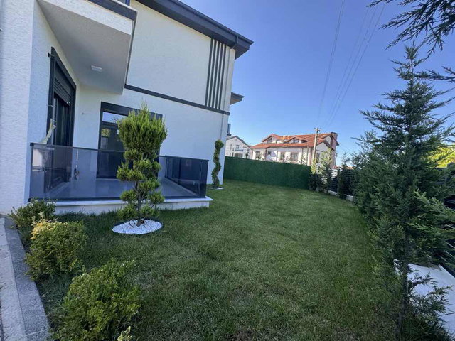 REMAX MAXİMUM’DAN DAMLAR MAH. 4+1 SATILIK VİLLA