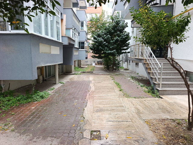 ÇERKEZKÖY’ ÖZTRAK CADDESİ DOĞU-GÜNEY CEPHELİ, 2+1, BALKONLU, EN ÜST KAT KİRALIK DAİRE