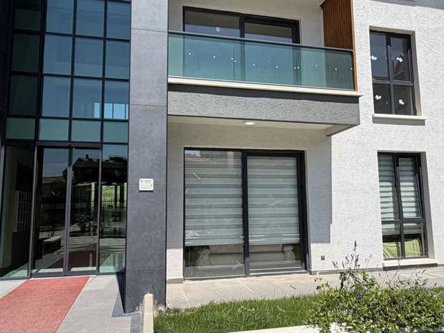 HERA İNCEK SİTESİ’NDE SATILIK ÖZEL BAHÇELİ 1+1 DAİRE