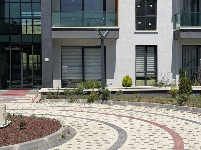 HERA İNCEK SİTESİ’NDE SATILIK ÖZEL BAHÇELİ 1+1 DAİRE