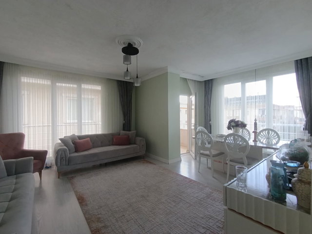 SANCAKTEPE OSMANGAZİ MAHALLESİNDE 5+2 ÜST DUBLEKS SATILIK DAİRE