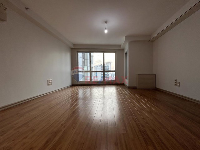 ATAŞEHIR AĞAOĞLU ANDROMEDA KIRALIK 1+1 DAIRE