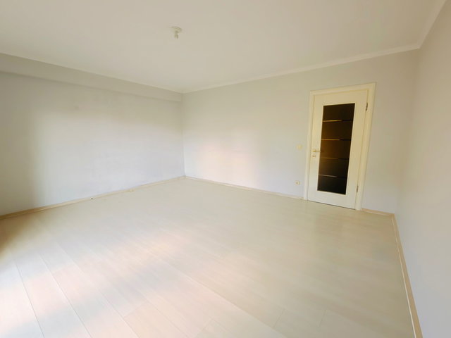 SIMPLICITY SITESI'NDE 2+1 KAPALI MUTFAKLI KAPALI OTOPARKLI