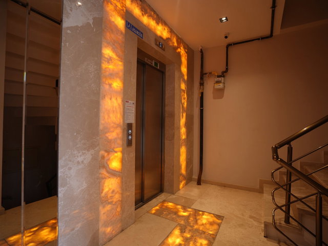KADIKÖY ERENKÖY BAĞDAT CADDESI HAMAM SOKAK 3+1 BALKONLU