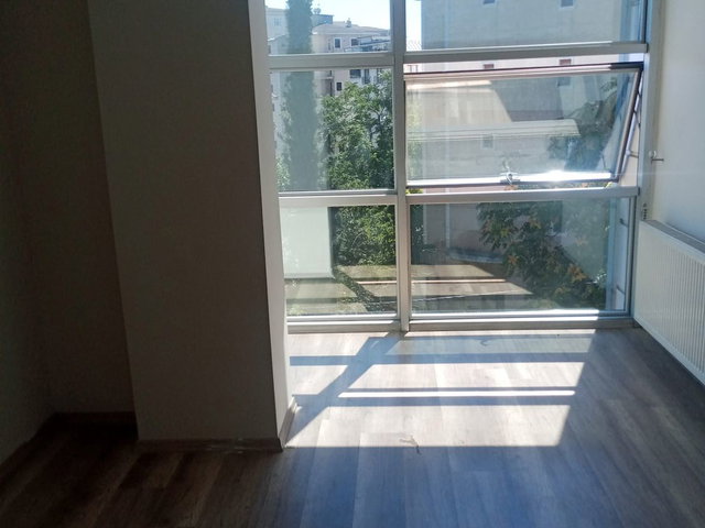 PENDİK MERKEZDE 2+1 KİRALIK DAİRE