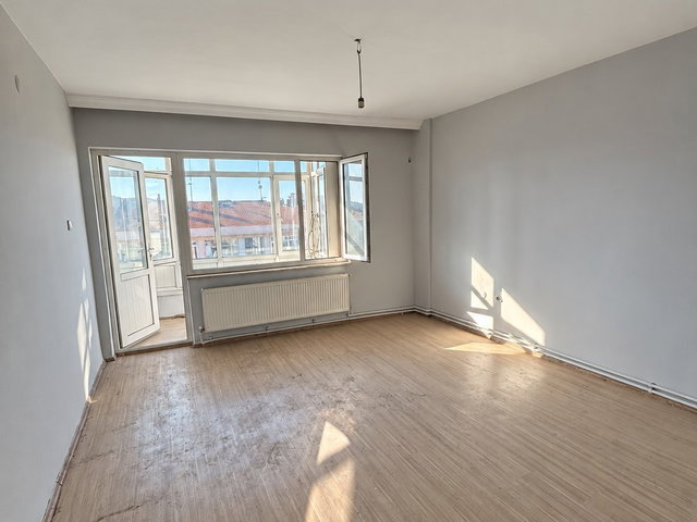 ÇANAKKALE MERKEZ’DE SATILIK 2+1 DAİRE