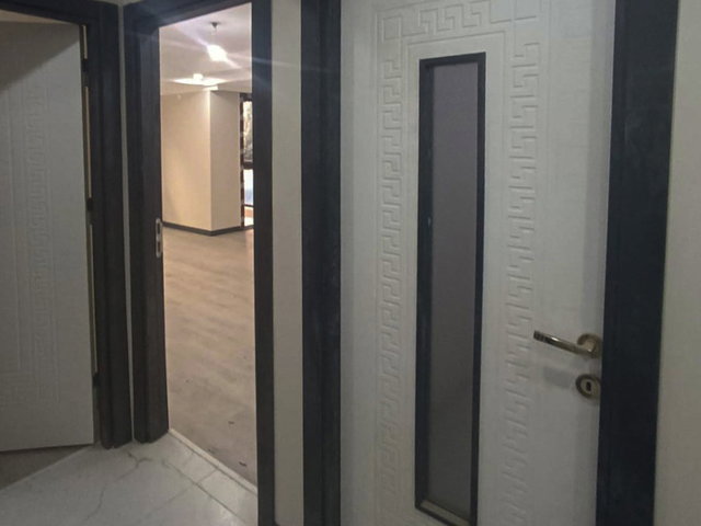 ŞİRİNEVLER MEYDANA METROBÜSE 5 DK. SIFIR, GENİŞ MUTFAKLI, YERDEN ISITMALI KİRALIK DAİRE