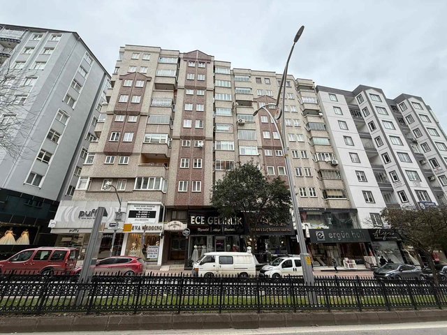 İLKADIM ULUGAZİ MAH.19 MAYIS BUL.DA SATILIK (3+1) DAİRE