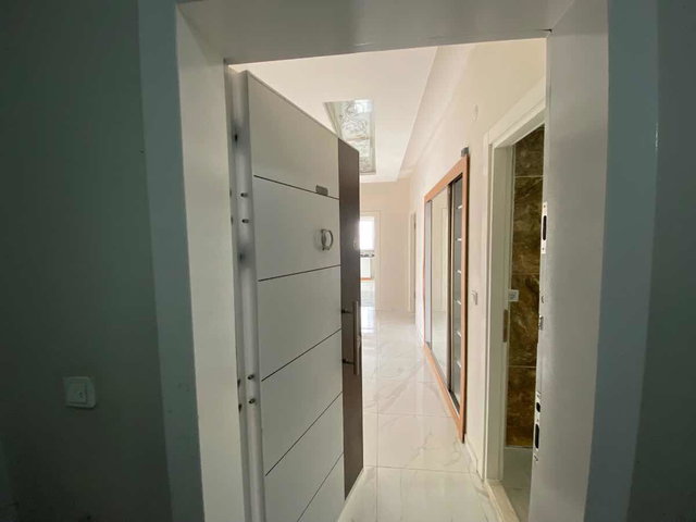 YEŞİLÇAM CADDESİ PARK MODA SİTESİ'NDE SATILIK 3+1 DAİRE