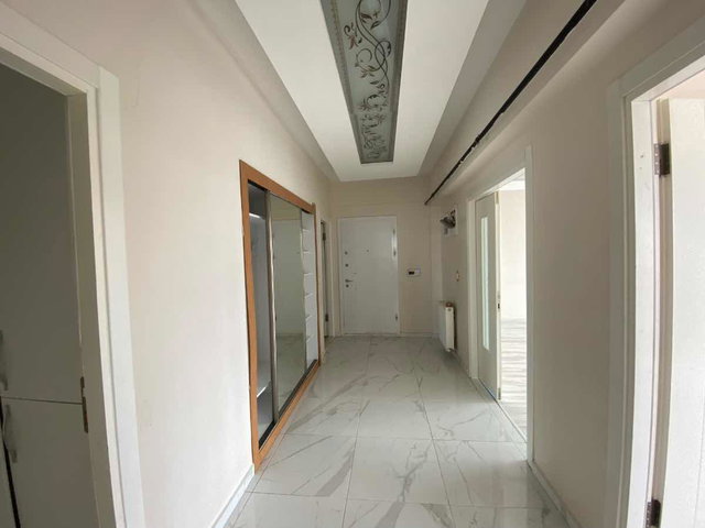 YEŞİLÇAM CADDESİ PARK MODA SİTESİ'NDE SATILIK 3+1 DAİRE