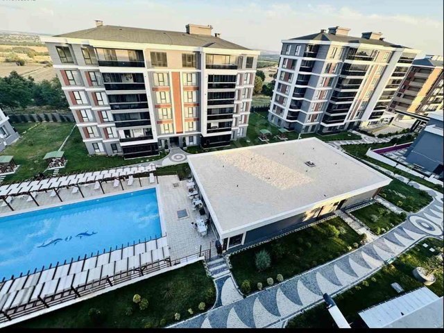REMAXLAND'DEN DOĞA ŞEHIR 3 SATILIK 3+1 DAIRE