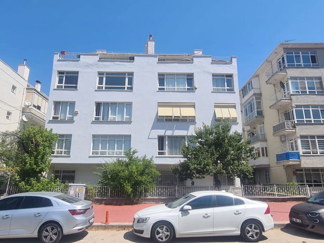 KENNEDY CADDESİ'NDE  3,5+1 - 93 M² NET - FERAH, KİRALIK DAİRE