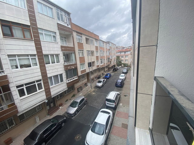 GAZIOSMANPAŞA BEŞYÜZEVLER 502 SOKAK SATILIK SIFIR  2 + 1 ARA KAT DAIRE