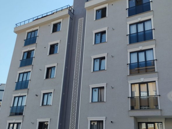 REMAX SARAYDAN PENDİK GÜZELYALI MERKEZDE KAT MÜLKİYETLİ SIFIR 5+1 FIRSAT DUBLEKS DAİRE