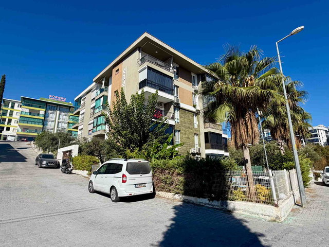 KUŞADASI İKİÇEŞMELİK’TE ŞEHR-İ ADA DELUXE’TE 2+1 LÜKD DAİRE