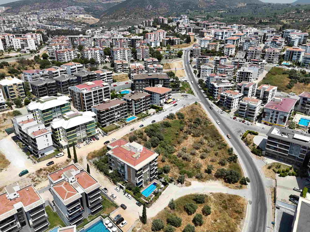 KUŞADASI İKİÇEŞMELİK’TE ŞEHR-İ ADA DELUXE’TE 2+1 LÜKD DAİRE
