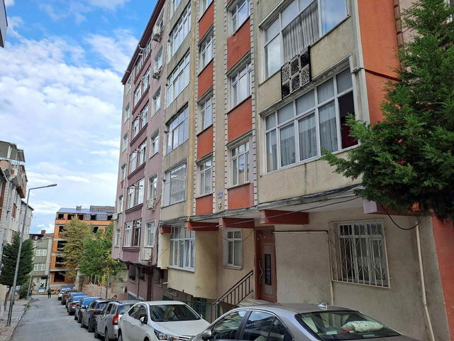 HALKALI AVRUPA4 KONUTLARI DIBINDE FULL EŞYALI 2+1 – TAŞINMAYA HAZIR!