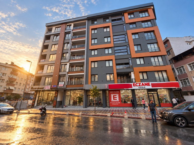 ZEYTİNBURNU SÜMER YENİ BİNA ARAKAT ASANSÖRLÜ  2+1 70 M2