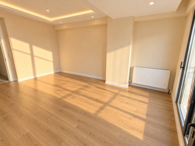 ZEYTİNBURNU SÜMER YENİ BİNA ARAKAT ASANSÖRLÜ  2+1 70 M2