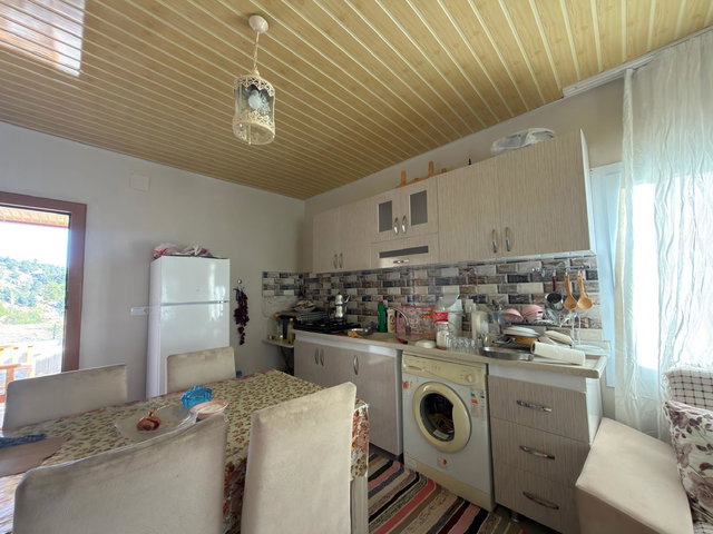 REMAX TOROS'TAN ERDEMLİ'DE SATILIK 2+1 MÜSTAKİL EV