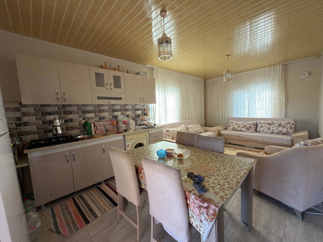 REMAX TOROS'TAN ERDEMLİ'DE SATILIK 2+1 MÜSTAKİL EV