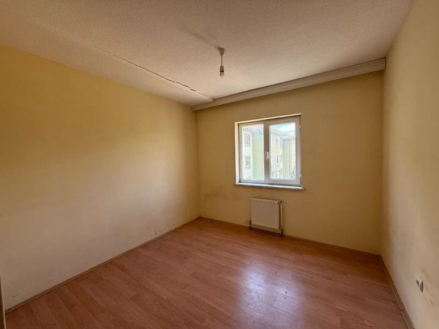 AKSARAY MERKEZ ZAFER MAH’DE GÜNEY CEPHELİ 2+1 | 80 M² NET | BALKONLU | KREDİYE UYGUN