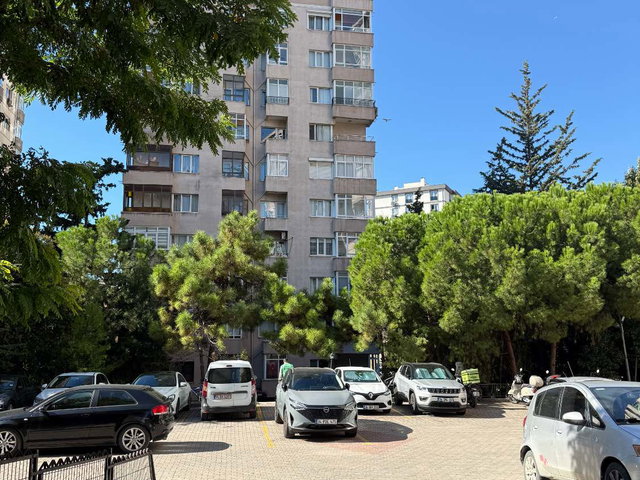 BOSTANCI KAYA SİTESİNDE 3+1 DAİRE