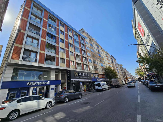 GEBZE KENT MEYDANINDA SATILIK 3+1 DAIRE - 135M² NET, ASANSÖRLÜ