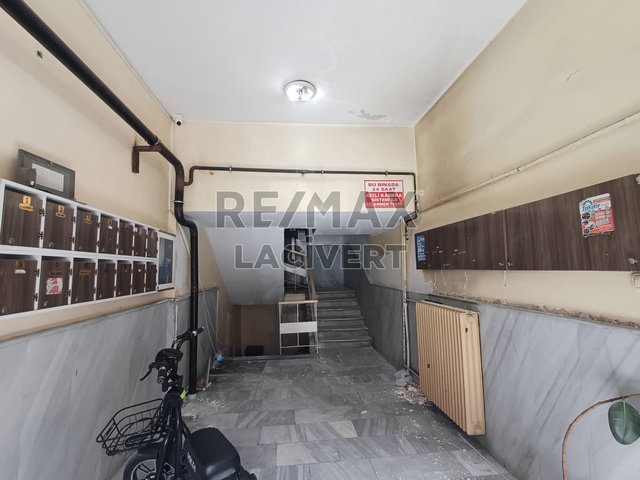 RE/MAX LACİVERT'TEN ÇAYKARA'DA 3+1 SATILIK ARAKAT DAİRE