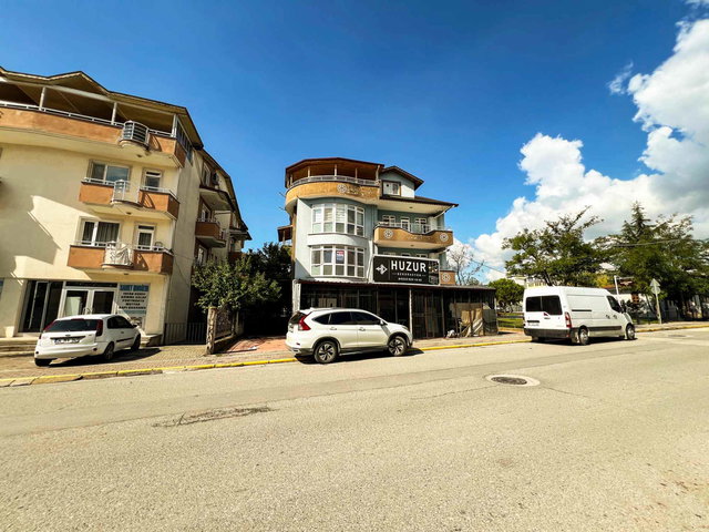 DERİNCE FATİH SULTAN MERKEZİ KONUMDA 130M2 KİRALIK 3+1 DAİRE