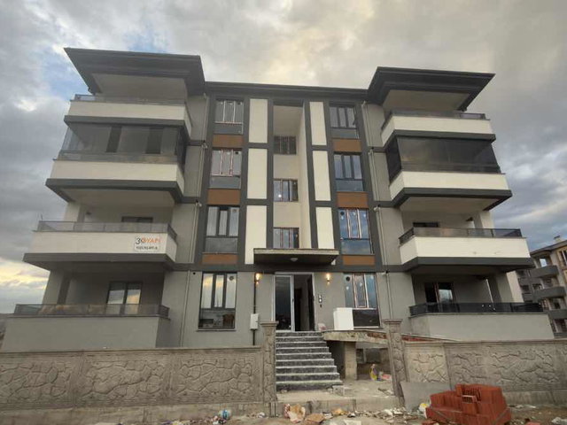 REMAX DEM'DEN DEMİRKENT YERDEN ISITMALI LÜKS KİRALIK 3+1 DAİRE