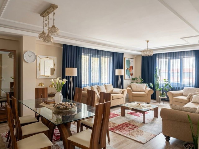 RE/MAX PRO BURCU'DAN KAĞITHANE TELSİZLER’DE 4+1 EBEVEYN BANYOLU SATILIK DAİRE