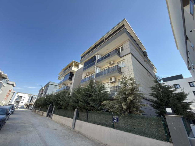 MENEMEN SEYREK ÜNİVERSİTE YAKINI SATILIK 1+1 DAİRE